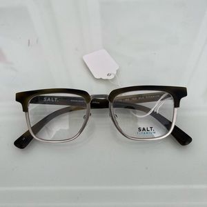 Salt clear lens glasses